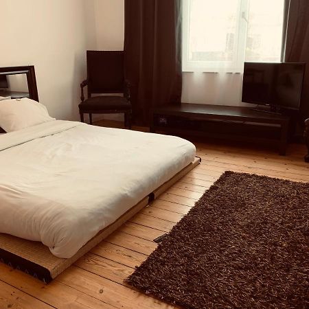 Chic Cocoon Guest House Saint-Gilles Exteriör bild