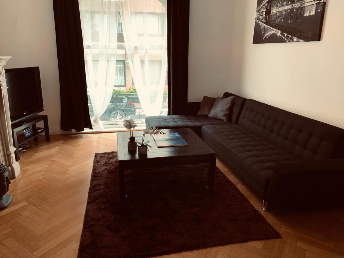 Chic Cocoon Guest House Saint-Gilles Exteriör bild
